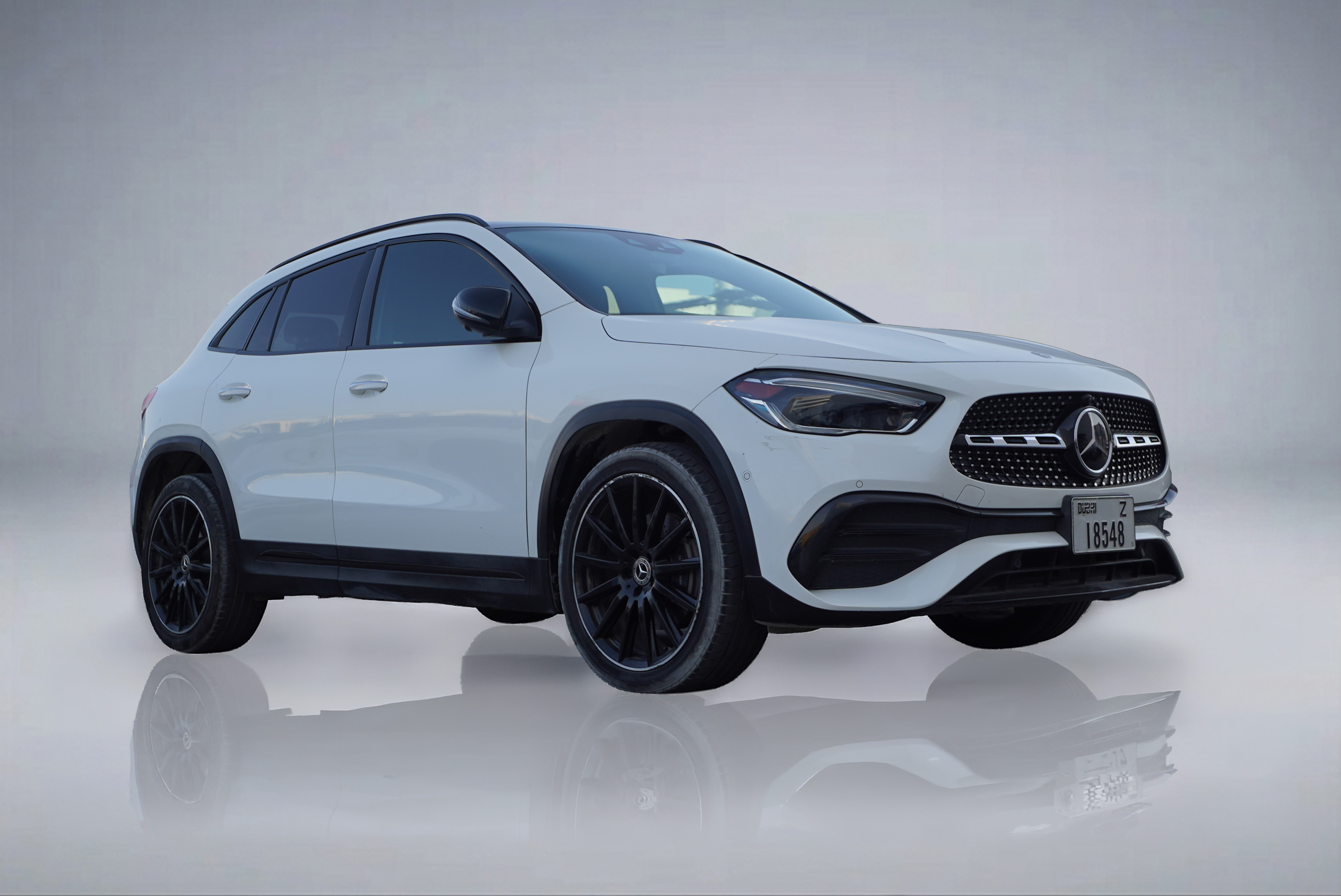 Mercedes Benz GLA  2021